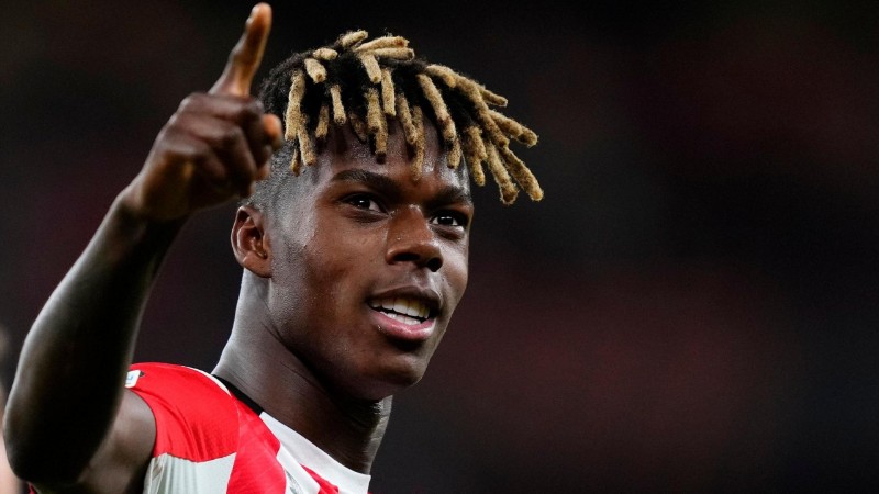 Nico được nhiều ông lớn theo đuổi