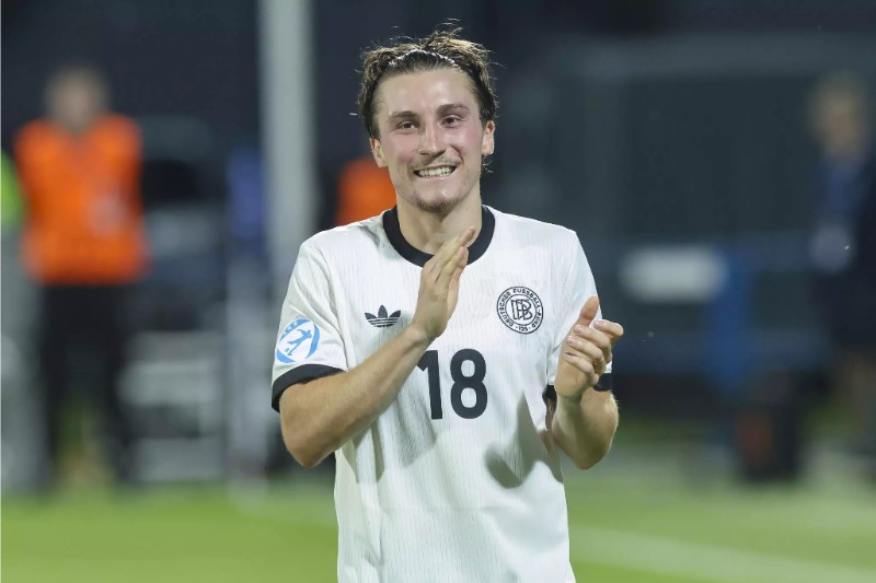 MU cân nhắc dùng Reitz thay thế Casemiro